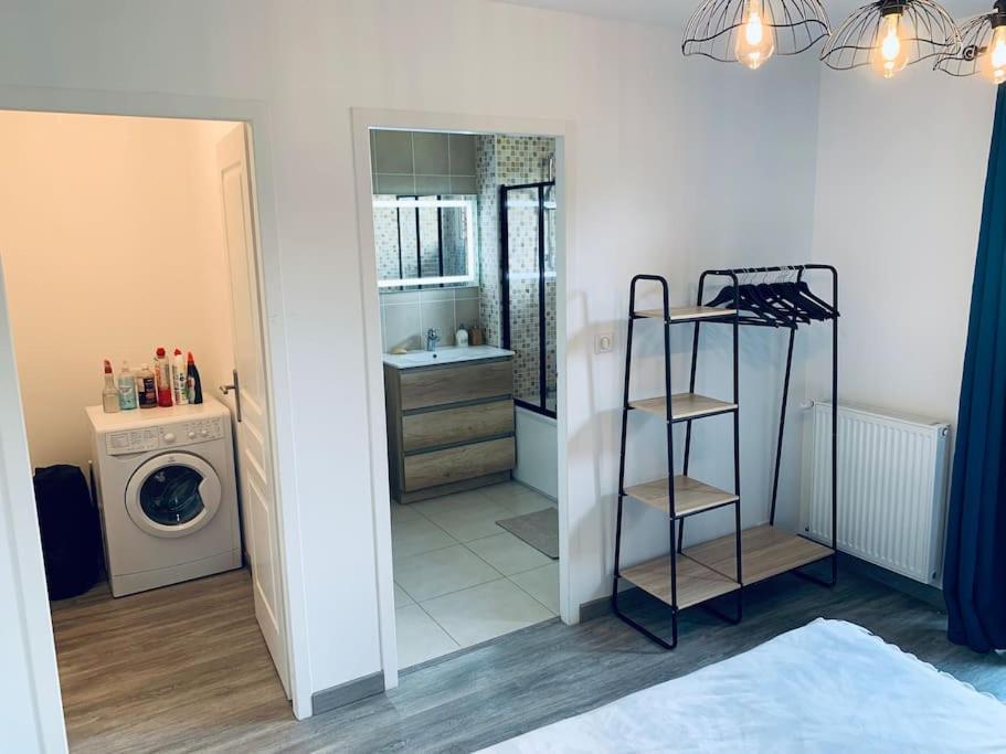 Appartement Proche Asterix, Chantilly, Cdg, Piscine 15 Juin Au 30 Aout La Chapelle-en-Serval Ngoại thất bức ảnh