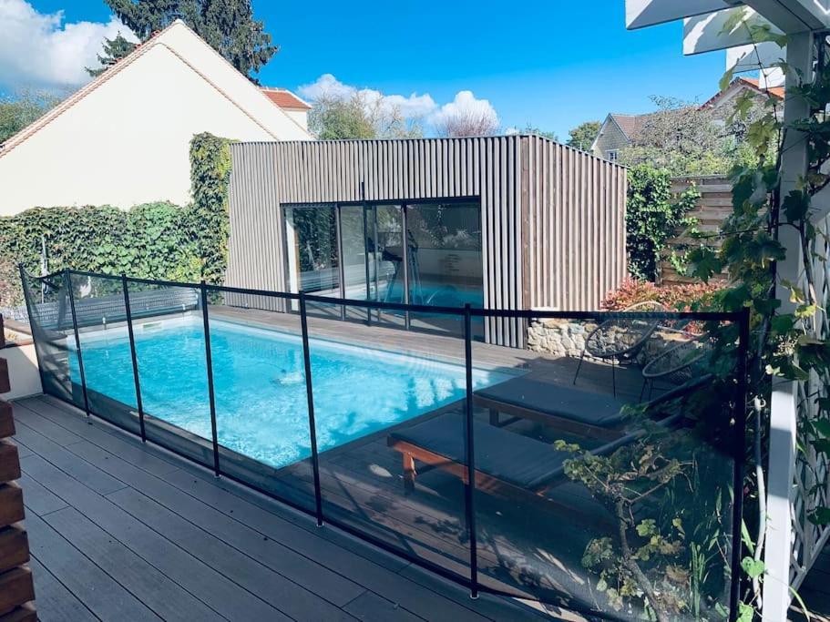 Appartement Proche Asterix, Chantilly, Cdg, Piscine 15 Juin Au 30 Aout La Chapelle-en-Serval Ngoại thất bức ảnh